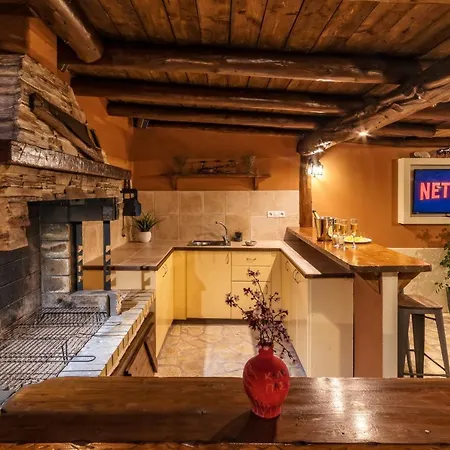 Star Jasmine House Acharavi