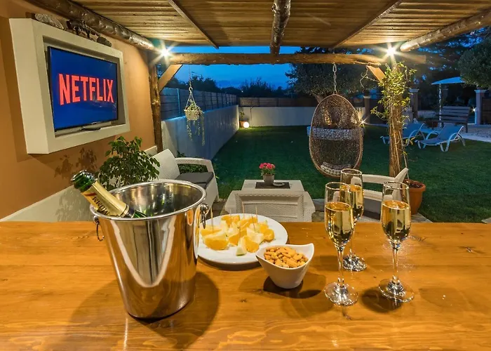 Star Jasmine House Acharavi Σπίτι διακοπών